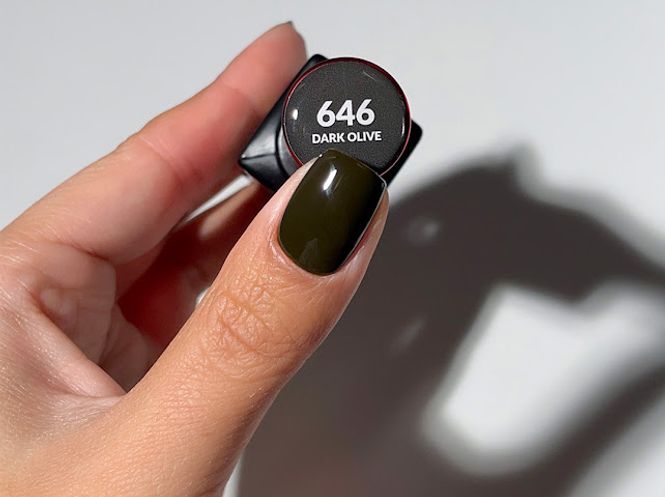 Hovedbilde Gel Polish 646 Dark Olive 10g